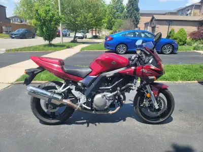 Great condition Suzuki sv650 M4 Exhaust Shorty levers Bubble windscreen Fresh oil change + filter Br...