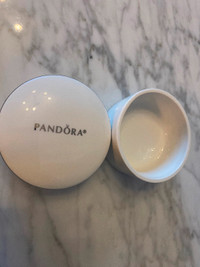Pandora ring dish