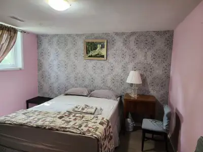 Bedroom available to rent