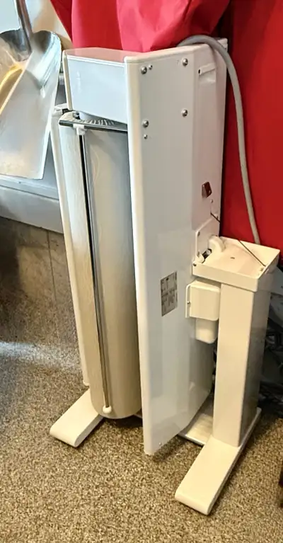 Repassseuse pression élevé rouleau MIELE B990 rolling steam iron, View more