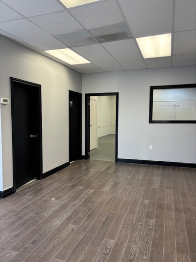SHEPPARD MEWS Developments Ltd. INDUSTRIAL SPACE AVAILABLE TMI* = $7.25 per square foot 3887 Chesswo...