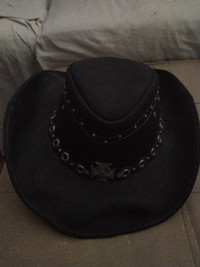 Chapeaux Cowboy vrai cuir de très bonne qualité