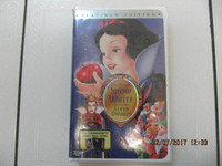 Walt Disneys Snow White & The 7 Dwarfs Platinum Edition New2001