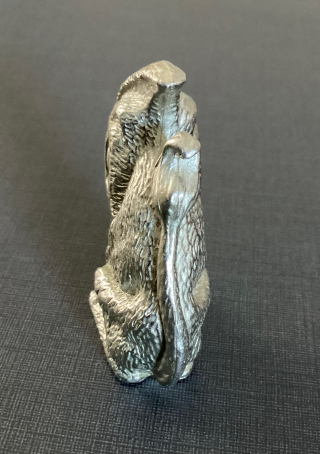 RARE Pewter Miniature "Squee" Figurine from "Myst 111: Exile" dans Art et objets de collection  à Ouest de l’Île - Image 4