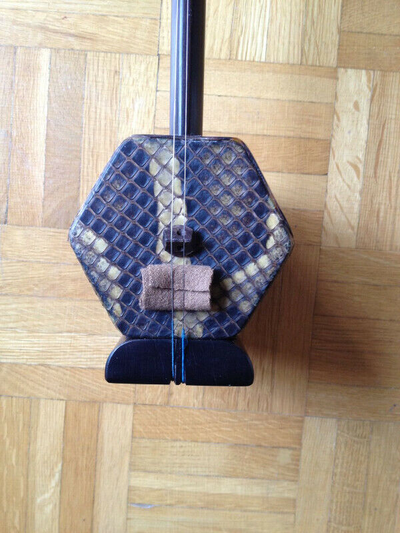 Erhu for sale. Good sound in box.