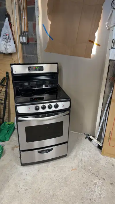 24” GE electric Stainless steel stove glass top, View more