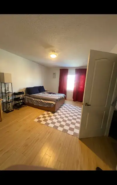 ALL INCLUSIVE *HIGH FIBER INTERNET 1.5 *STAINLESS STEEL APPLIANCES *FULLY FURNISHED *LOTS OF LIGHT *...