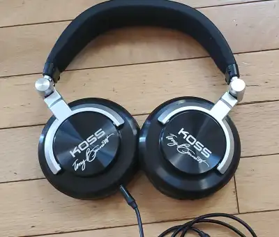 Vintage Koss Tony Bennett headphones BT, View more