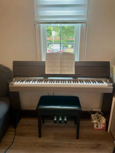 Yamaha Digital Piano Slimline Arius YDP-S31 (Perfect Condition), View more