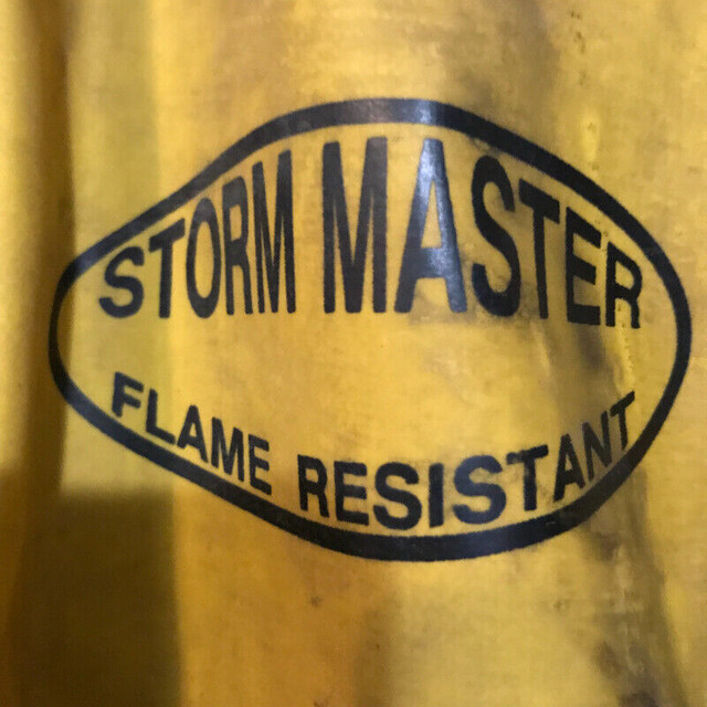 PROFESSIONAL " STORMMASTER " 2PC RUBBER RAIN WORK SUIT in Other in Annapolis Valley