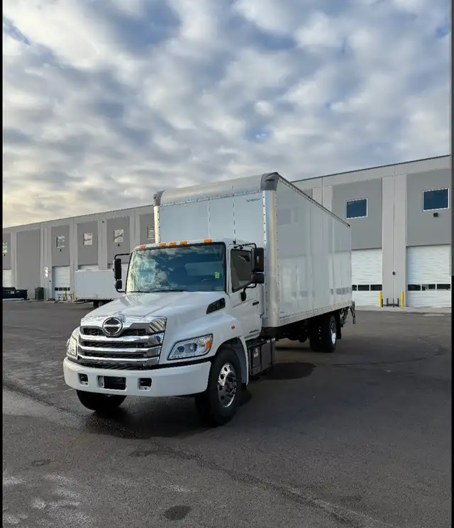 Hiring Class 5 Truck Driver and Helper in Drivers & Security in Saskatoon - Image 2