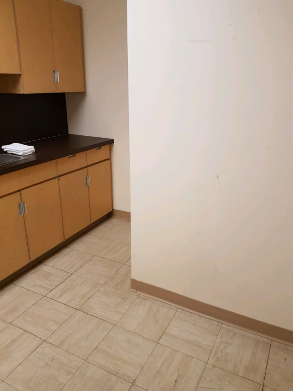 APPROVED SMALL COMMERCIAL PREP KITCHEN or LAB FOR RENT in Food & Catering in Medicine Hat - Image 4