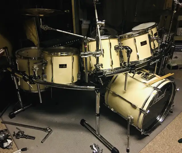 2 Vintage Pearl Drum sets in Drums & Percussion in Timmins - Image 5