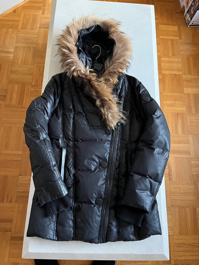 Winter and spring jacquets for sale dans Femmes - Hauts et vêtements d'extérieur  à Ville de Montréal