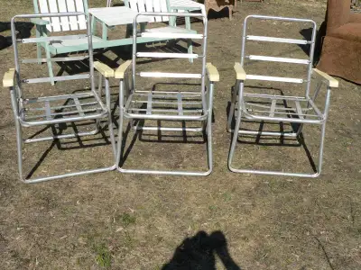 4 chaises en aluminium de parterre., View more