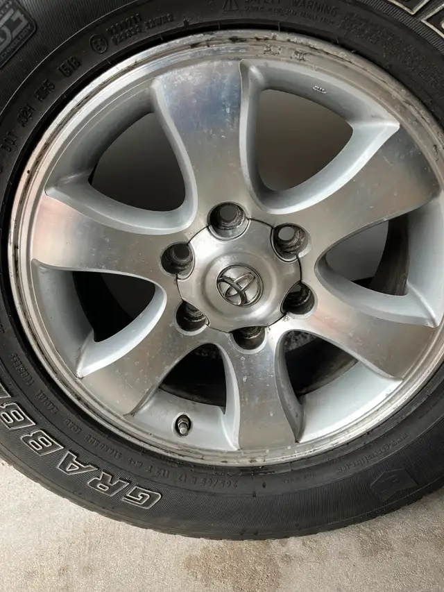 Toyota 4 Runner Rims & Tyres in Tires & Rims in Hamilton - Image 4
