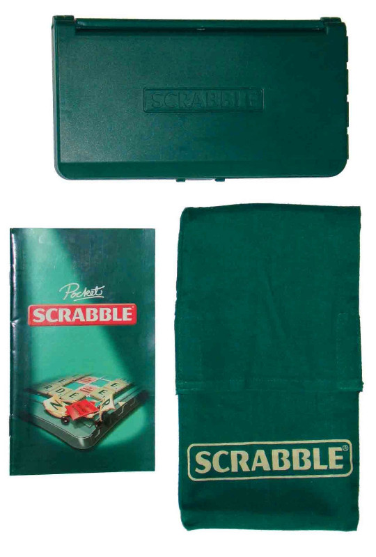 Pocket Scrabble 2000 Mattel Magnetic Travel Edition Word Game in Toys & Games in Regina - Image 3