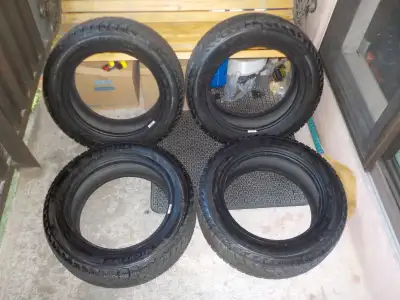 SET OF 4 MICHELIN X-ICE SNOW STUDLESS TIRES, Size 205/55 R16, Bought it last year and used it only o...