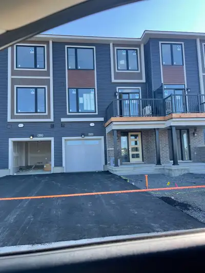 BRAND NEW kanata townhouse for rent - never lived in!