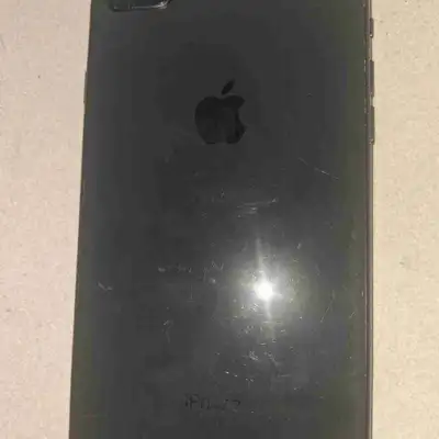 This Apple iPhone 8 Plus features a dual-camera system and a durable glass design, ideal for parts o...