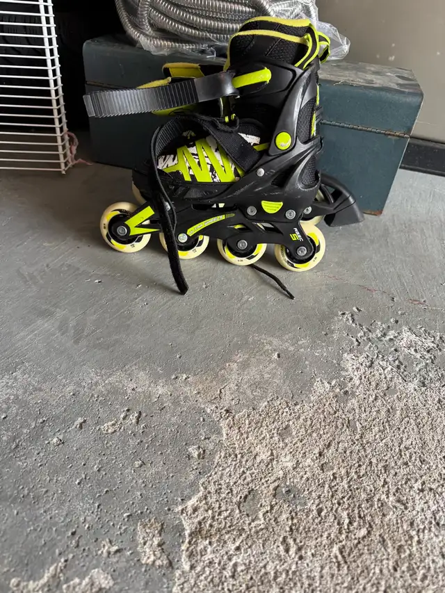 roller skates in Skates & Blades in Mississauga / Peel Region - Image 3