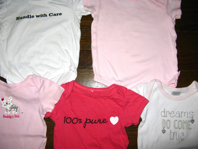 girl 3-6m diaper shirts in Clothing - 3-6 Months in City of Toronto - Image 2