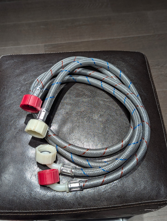 New Washing Machine Hose 4ft - centre ville dans Laveuses et sécheuses  à Ville de Montréal
