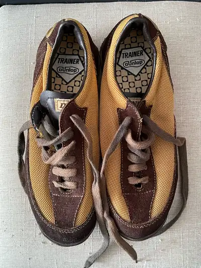  Vintage Dunlop trainers tennis running shoes sneakers, View more