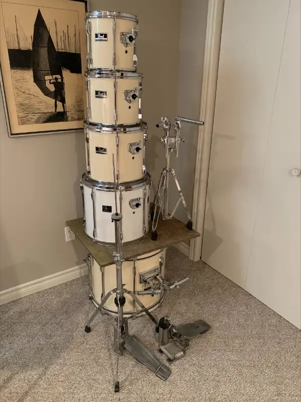 Pearl Export Drum Set in Drums & Percussion in Chatham-Kent - Image 3