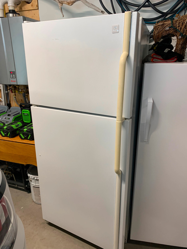 Maytag fridge and freezer in Refrigerators in Barrie
