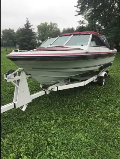 1989 Cadorette Skipper boat and trailer - 14.6ft, 70hp Evinrude outboard motor, MINN KOTA trolling m...