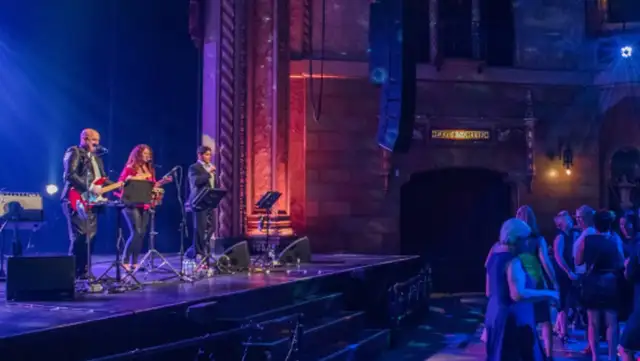 Group of singer musicians female singer orchestra Dynamicks63815757999107122