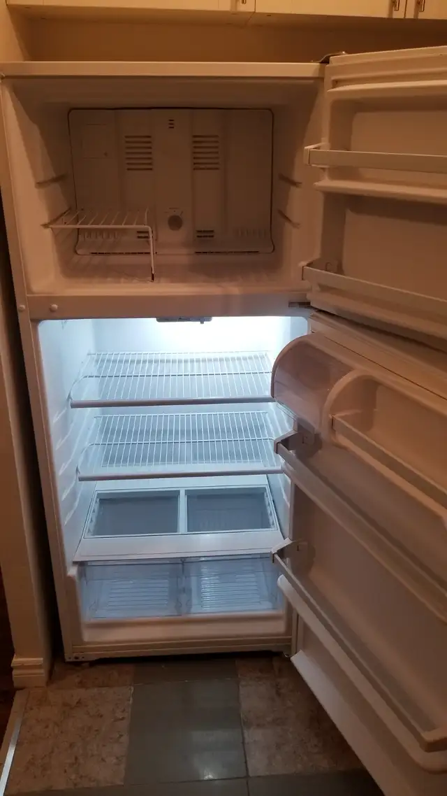 Bright, Renovated 1-Bedroom Condo Near York University & TTC , L