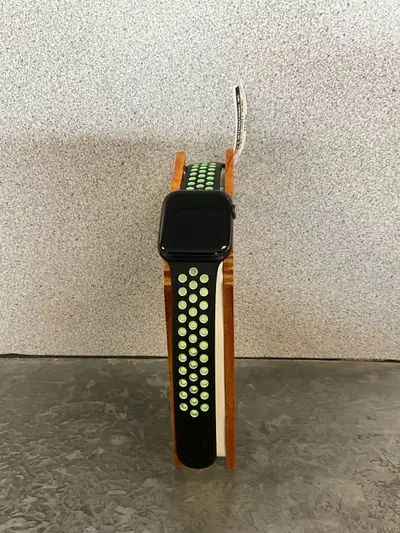 44MM Apple Watch Series 6 LTE (31245199), View more