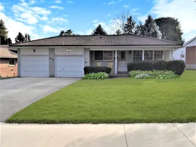 Extremely Clean Detached Home, 3 Bedrooms Sparkling Hardwood Floors, Garage, 5 Appliances, HUGE Back...