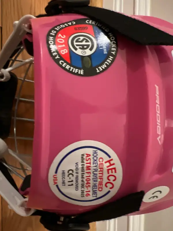 Bauer Prodigy Youth Kids Hockey Helmet Pink Like New in Hockey in City of Toronto - Image 7