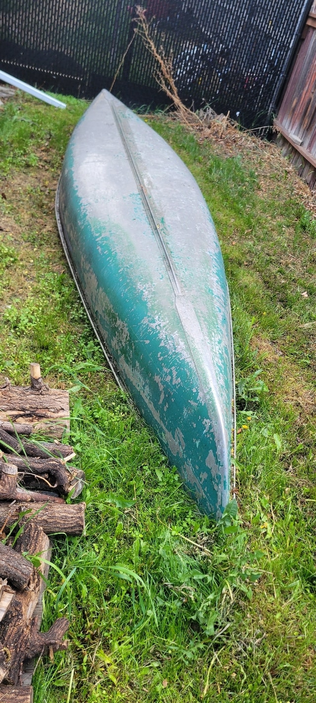 Grumman aluminum canoe Canoes, Kayaks & Paddles Edmonton Kijiji