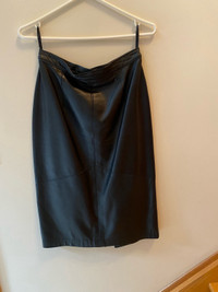 Beautiful soft leather skirt, size10