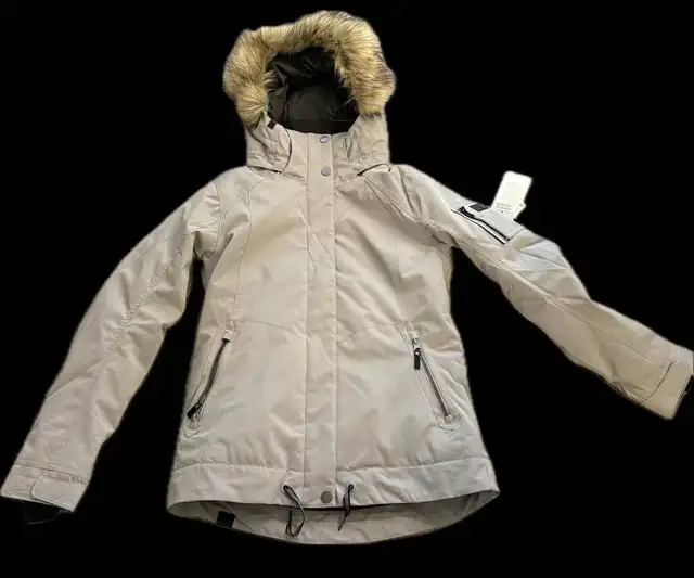 Roxy Women’s Meade Winter Jacket – Heather Grey – Size XS in Women's - Tops & Outerwear in Calgary - Image 2