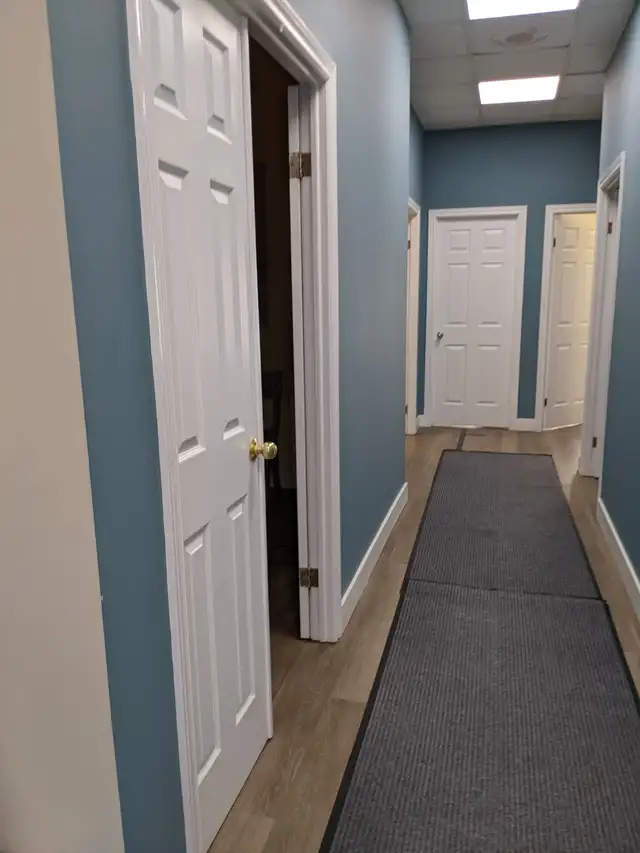 Treatment Room for Rent in Commercial & Office Space for Rent in Markham / York Region - Image 3