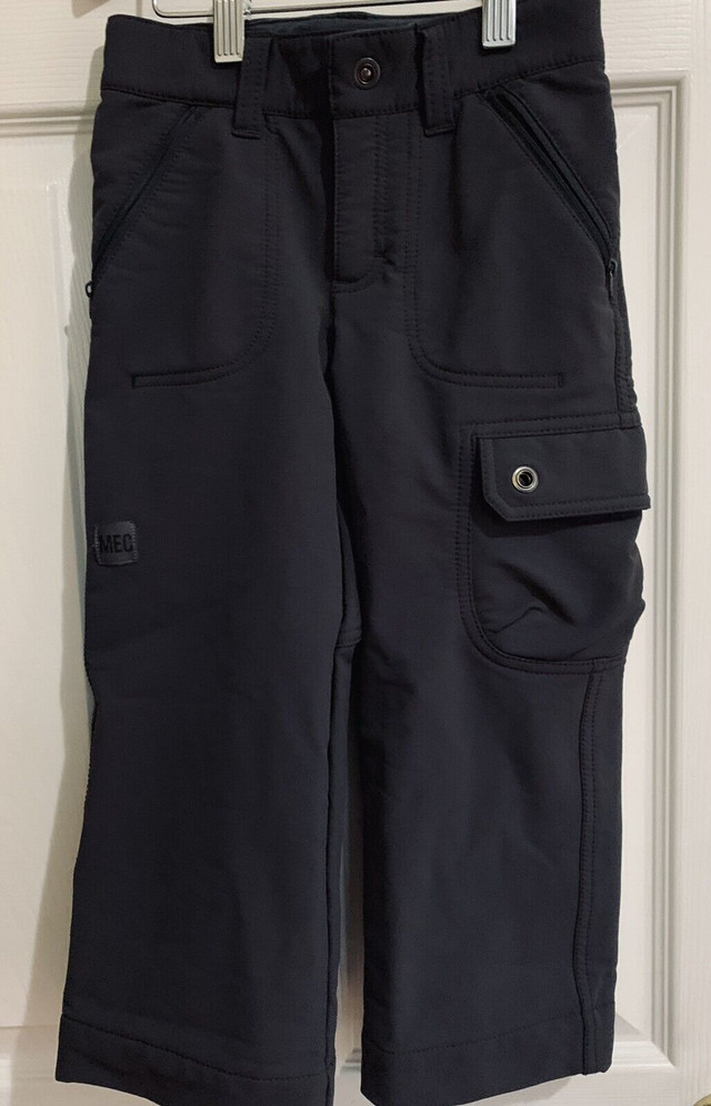 MEC Winter Ski Pants Child Size 4 in Clothing - 4T in City of Toronto