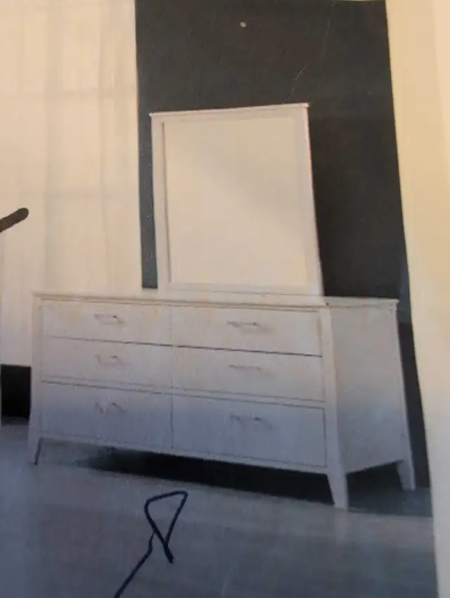 Ensemble lit (5) JC Perreault  Ideal 2901 avec matelas 39" in Dressers & Wardrobes in Laval / North Shore - Image 4