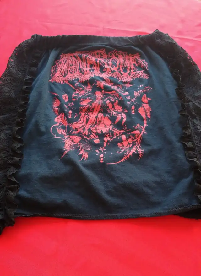 Vêtements gothiques et mode alternative taille plus 1X 2X 18 20 in Women's - Tops & Outerwear in Sherbrooke - Image 9