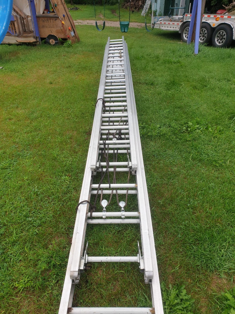 60 ft extension ladder Ladders & Scaffolding Mississauga / Peel