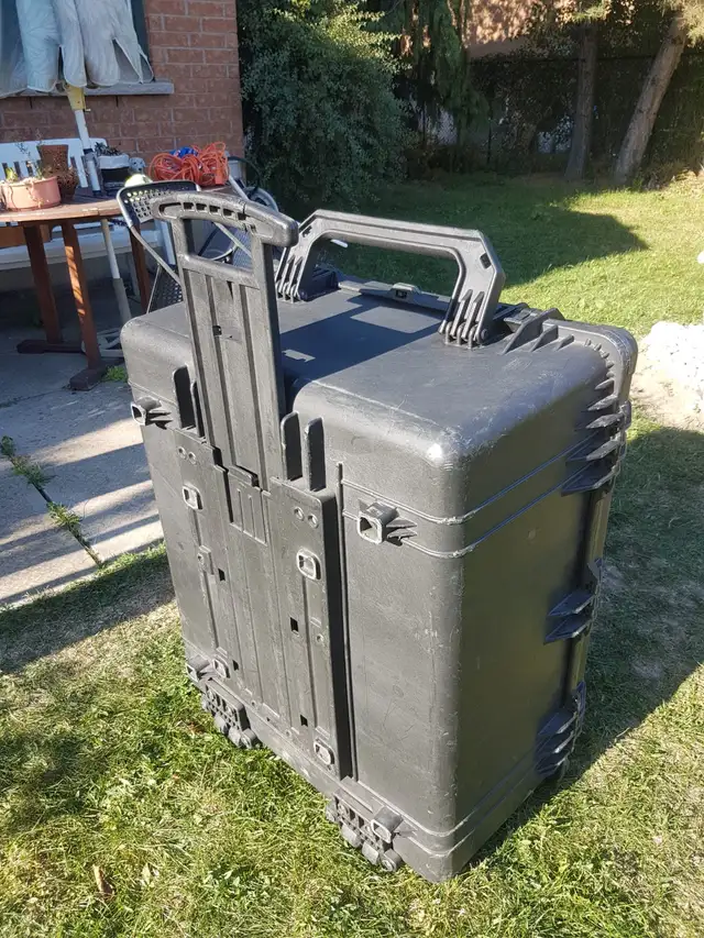 Tapco Thump TH-15A 400 watt powered speaker+Pelican 1690  Case in Performance & DJ Equipment in City of Toronto - Image 10