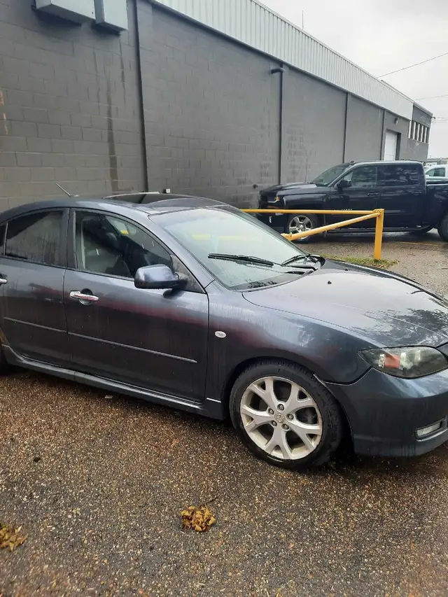 Mazda 3, ready for winter571964689273344001