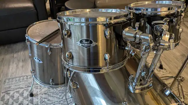Pearl Export Drum Set  in Drums & Percussion in St. Catharines - Image 4