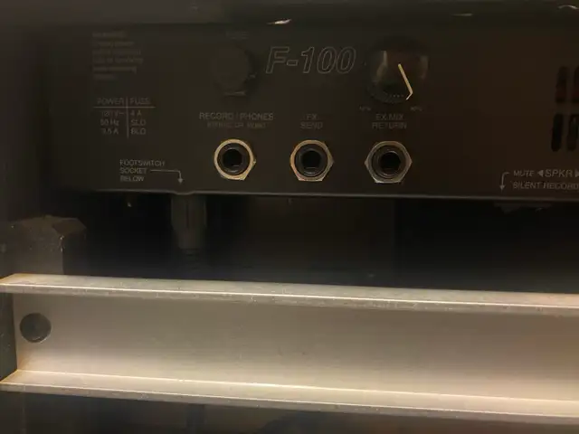 Mesa Boogie F-100 Amp in Amps & Pedals in Guelph - Image 5