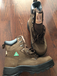 Safety boots Geronimo size 8 Bramd New