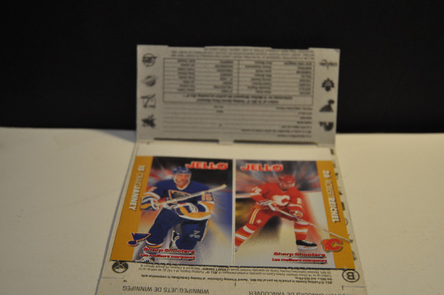 1994-95 Jell-O Pudding Sharp Shooters Hockey Uncut lot of 12 car dans Art et objets de collection  à Victoriaville